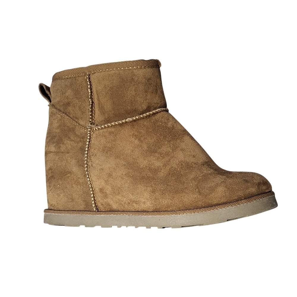 Cushionaire Kayla Brown Faux Suede Faux Fur Lined Hidden Wedge Ankle Boots 6.5
